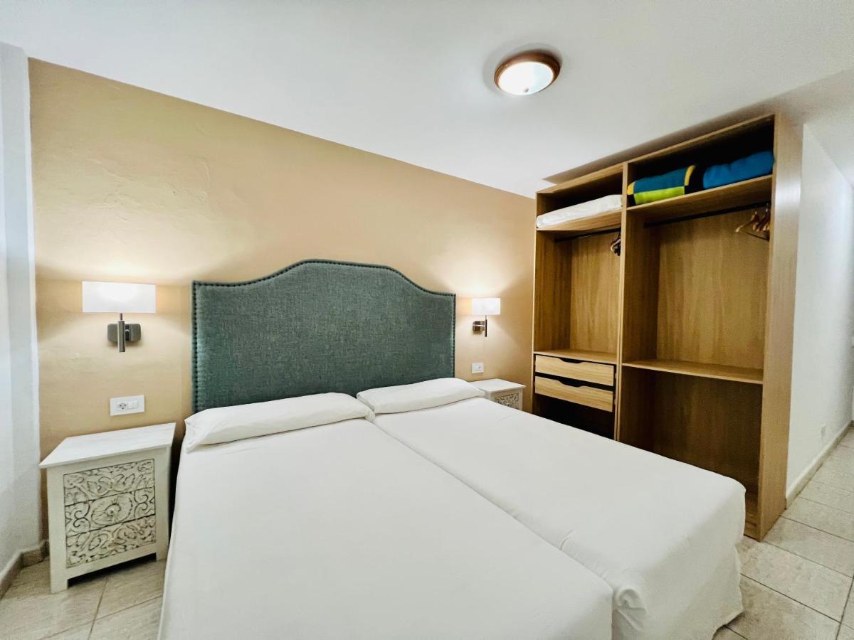 Apartamentos ฟรอนเตรา ภายนอก รูปภาพ