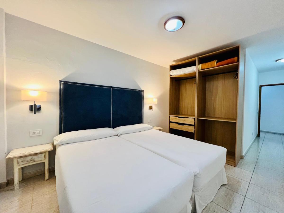 Apartamentos ฟรอนเตรา ภายนอก รูปภาพ