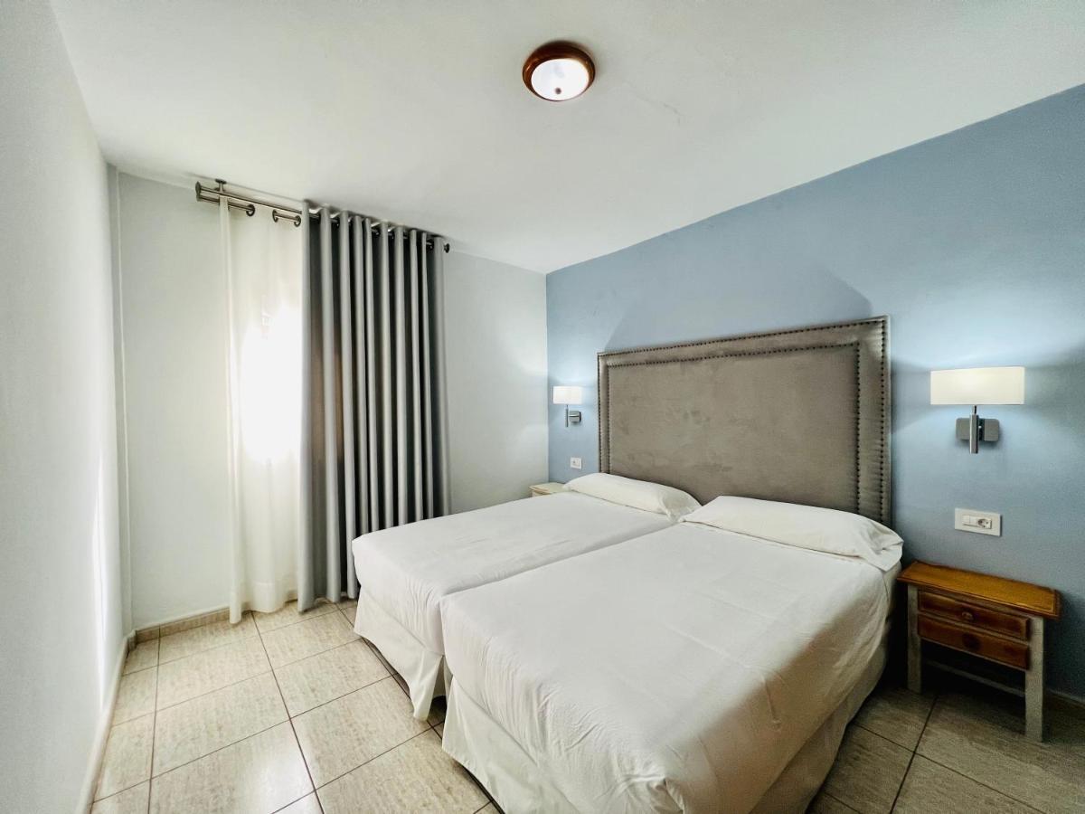 Apartamentos ฟรอนเตรา ภายนอก รูปภาพ
