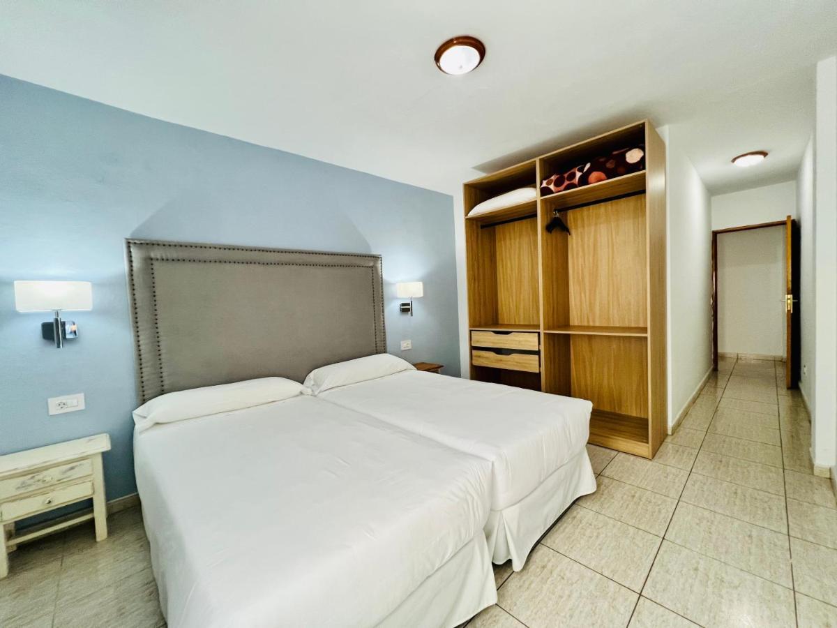 Apartamentos ฟรอนเตรา ภายนอก รูปภาพ