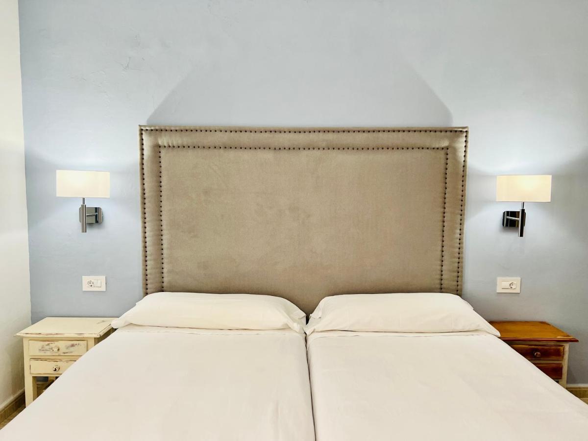 Apartamentos ฟรอนเตรา ภายนอก รูปภาพ