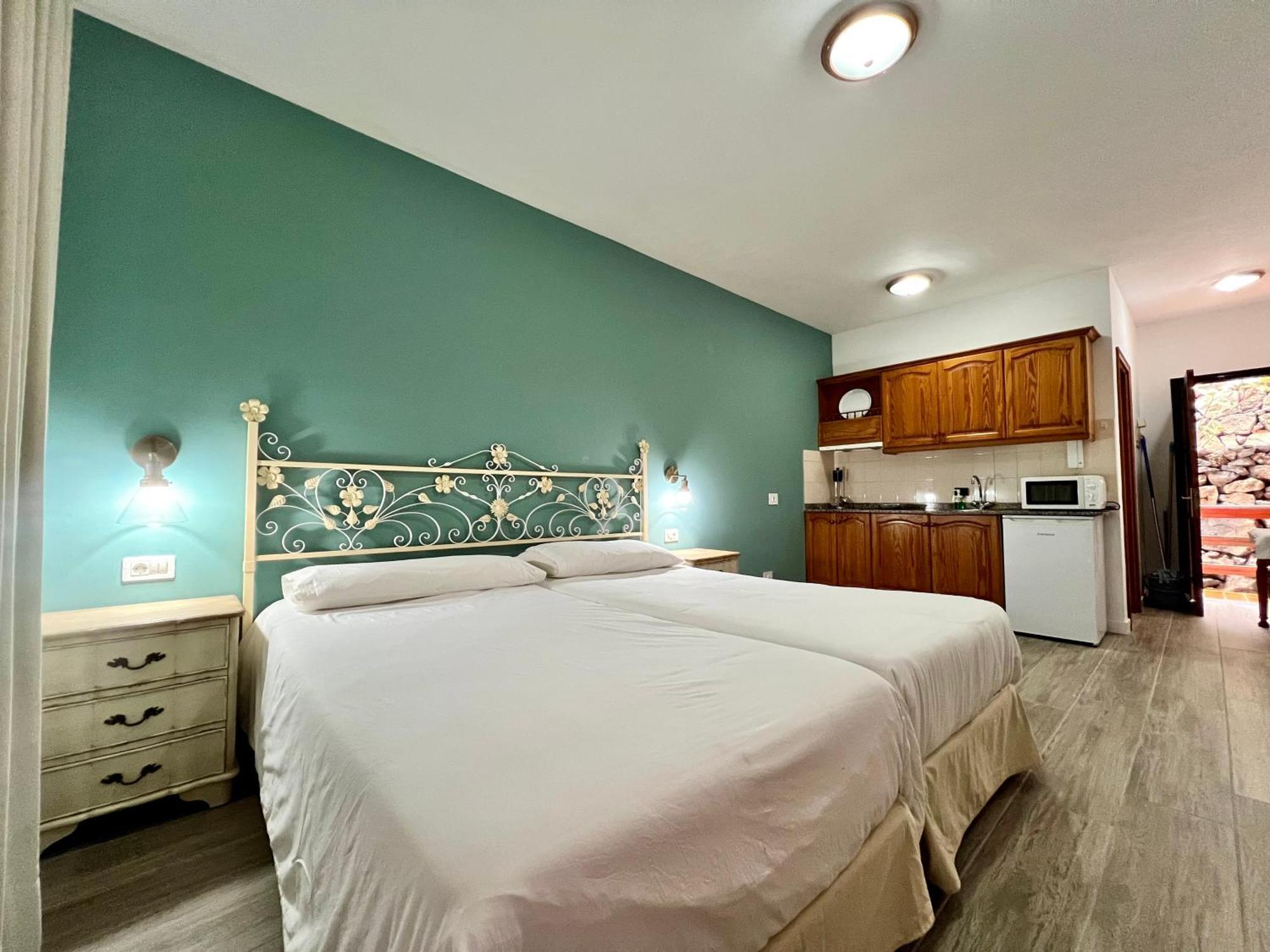 Apartamentos ฟรอนเตรา ภายนอก รูปภาพ