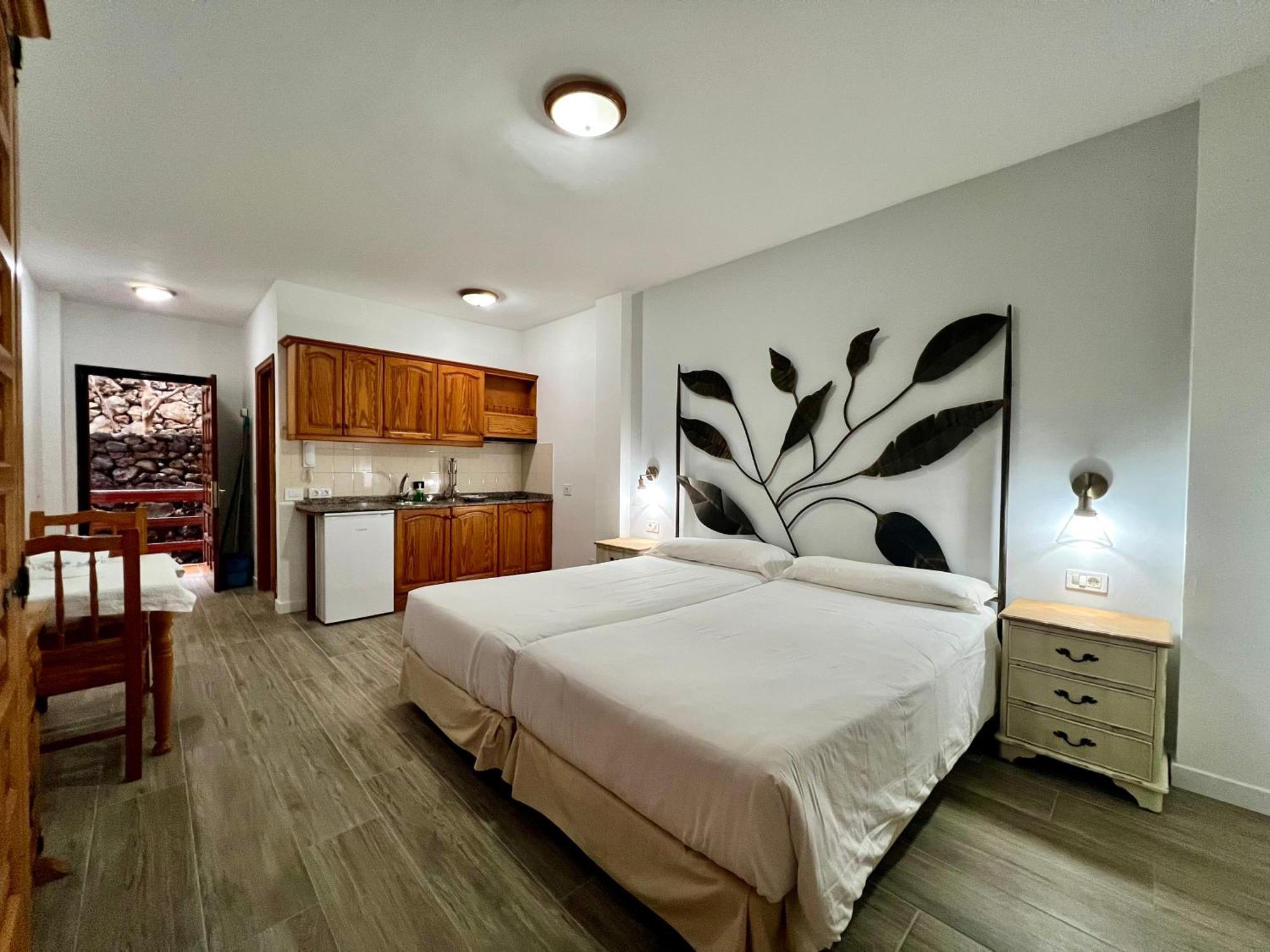 Apartamentos ฟรอนเตรา ภายนอก รูปภาพ