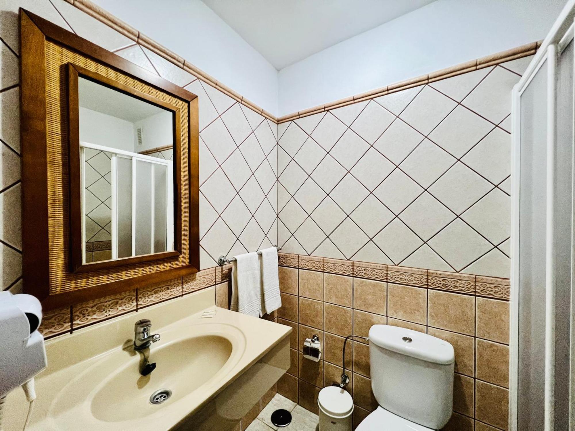 Apartamentos ฟรอนเตรา ภายนอก รูปภาพ